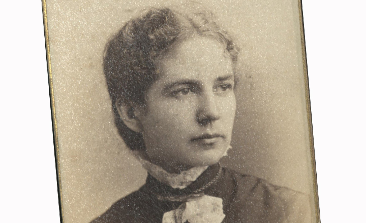 Carte de Visite Photograph of Gertrude Howe