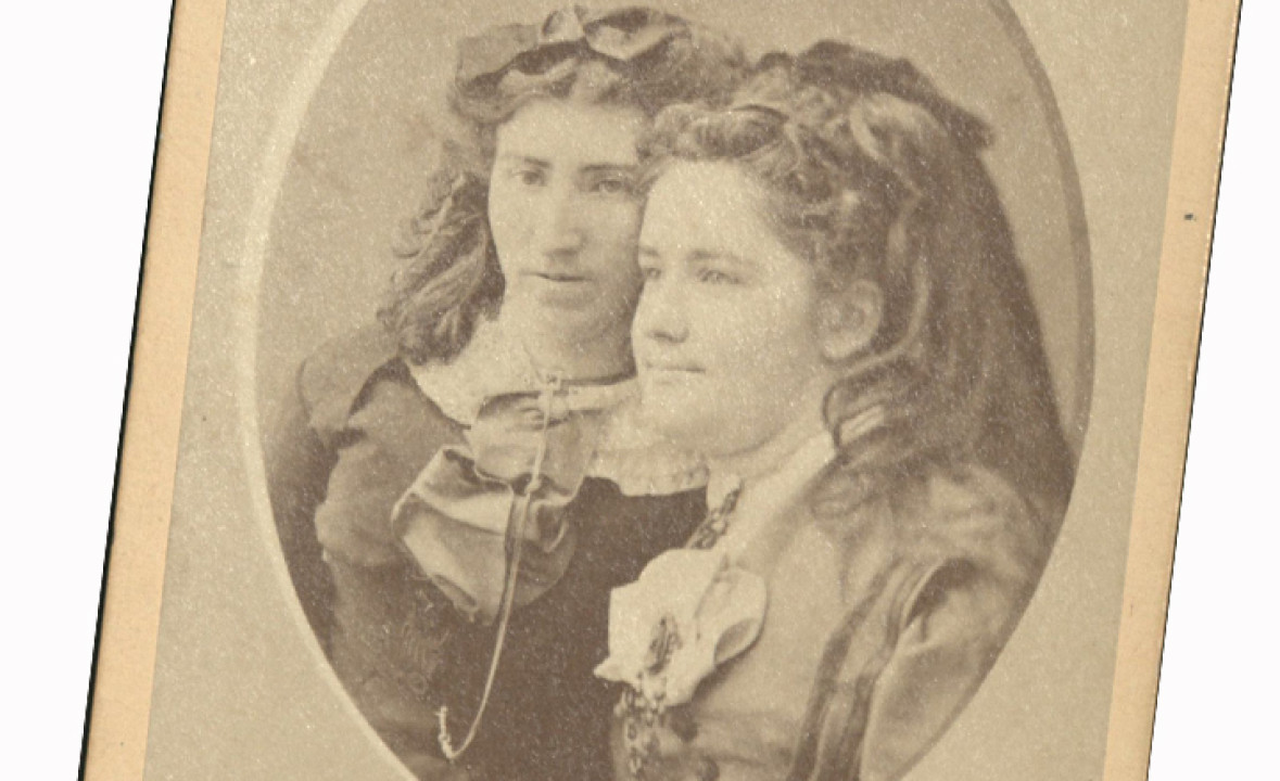 Carte de Visite Photograph of Frances E. Harshberger and E. Ellen Allison